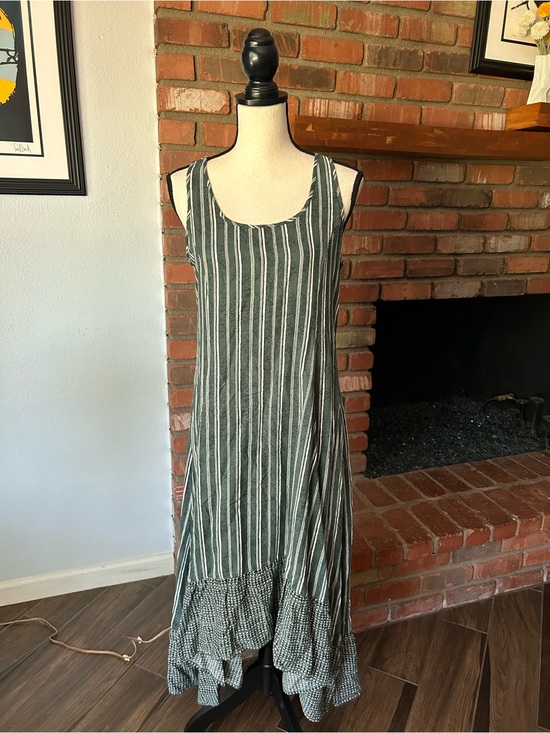 Fat Face Dresses & Skirts - Fat Face Striped Sleeveless Midi Dress in Green Sz 6